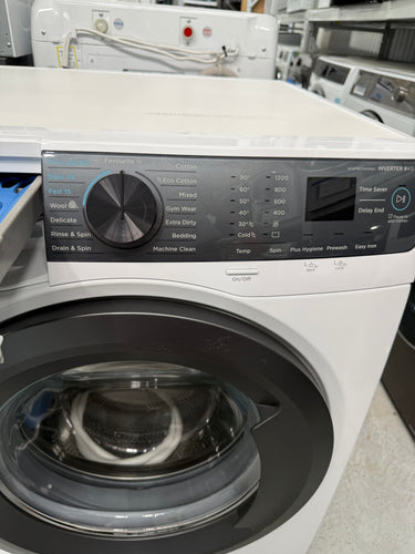 Factory second Westinghouse 8kg Front Load Washing Machine Model: WWF8024M5WA - Second Hand Appliances Geebung